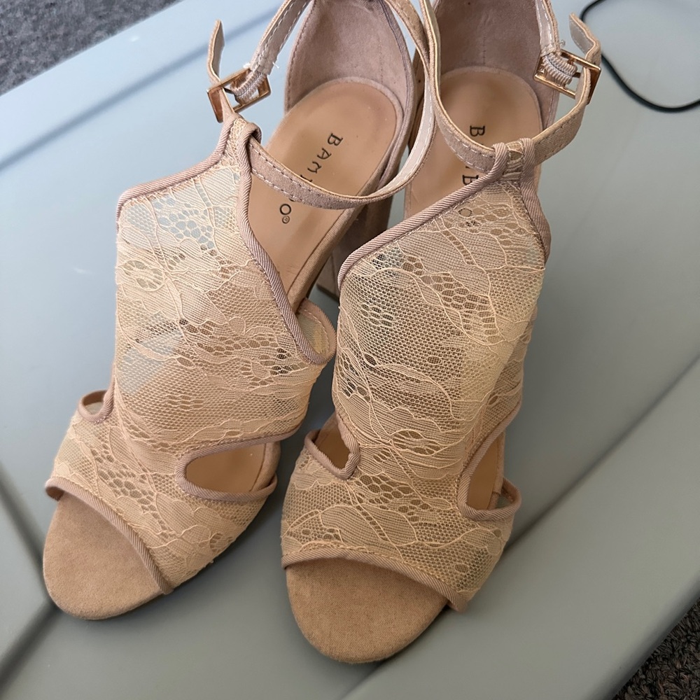 BAMBOO Women's Lace Peep-Toe Heels - Cream